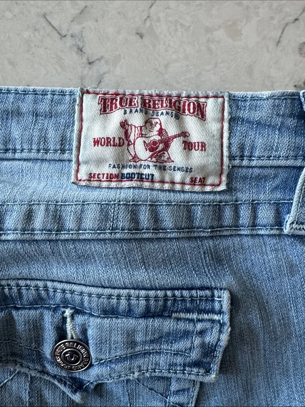True Religion Light Wash Denim Bermuda Shorts size 31 - Picture 3 of 9
